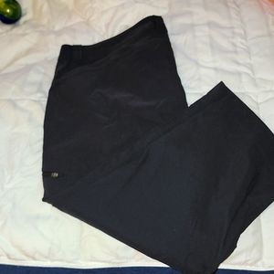 NWOT Eddie Bauer capris